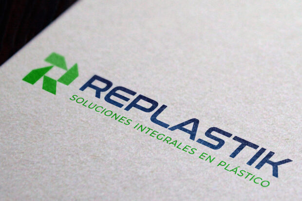 Logotipo REPLASTIK